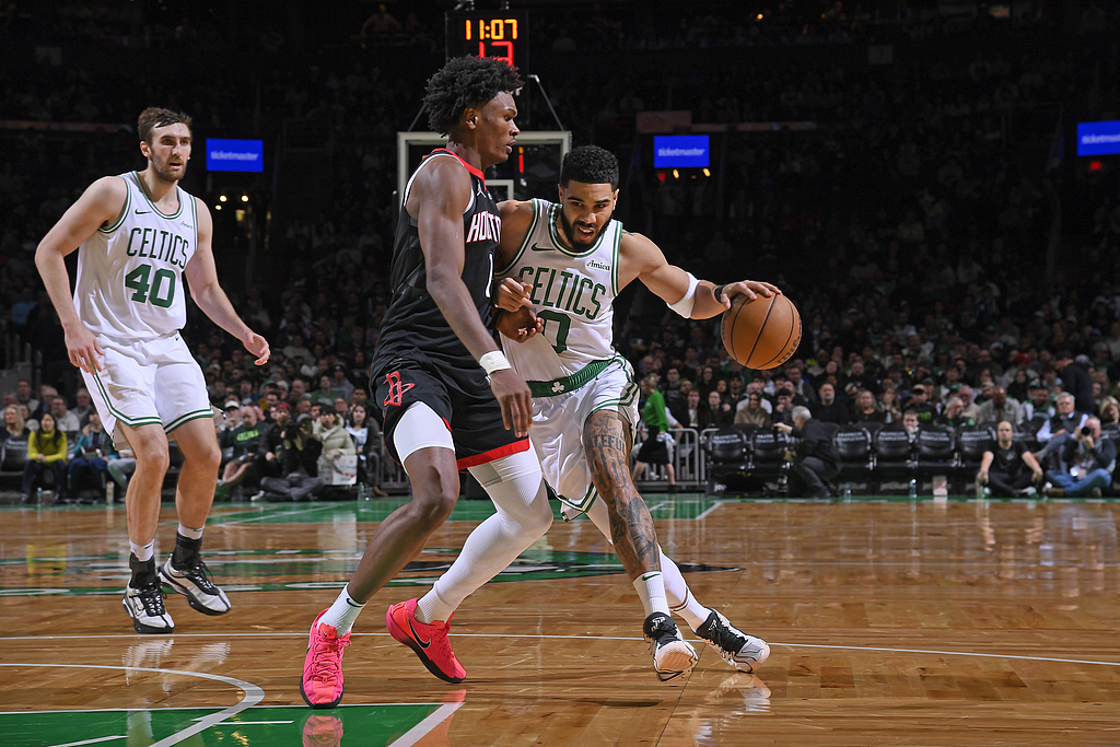 开云体育-包含G2不断突破！，费德勒连续十五场比赛得分超过出色发挥赛场气氛高涨的词条-开云体育