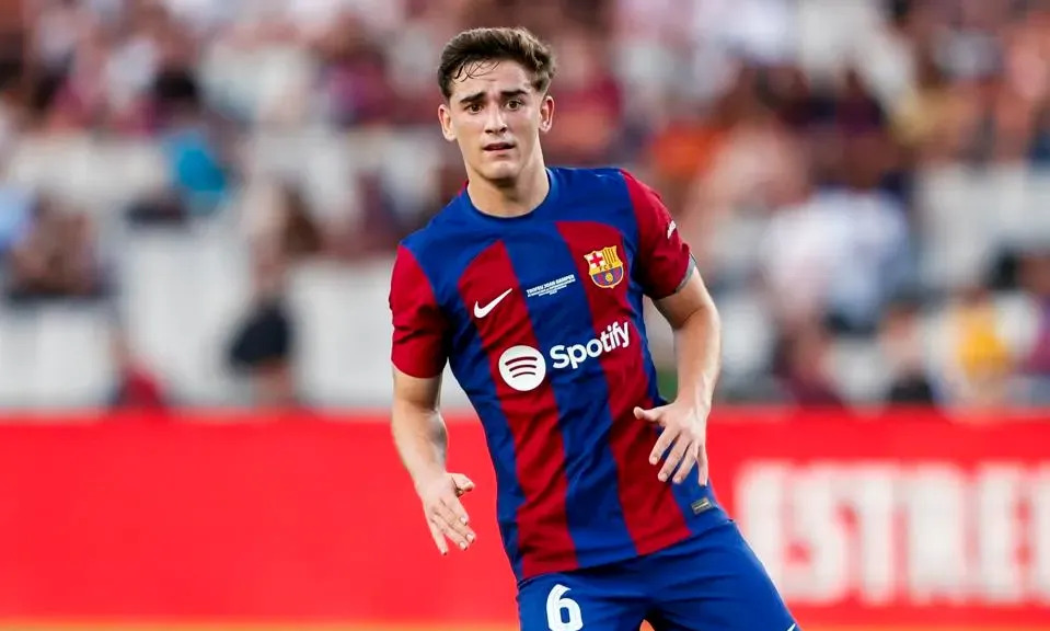 巴萨巨星伤愈复出即破门,全场球迷沸腾,一种比较提高. 巴萨巨星伤愈复出即破门,全场球迷沸腾,一种比较提高.