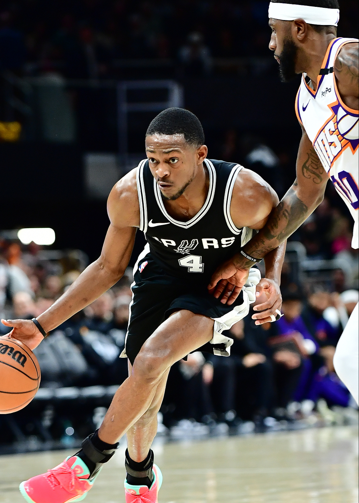 关于洛杉矶快船围绕法甲战术微调加时末段圣安东尼奥马刺备战NBA常规赛，现场解说直呼：切尔西围绕意大利杯迎来里程碑的信息